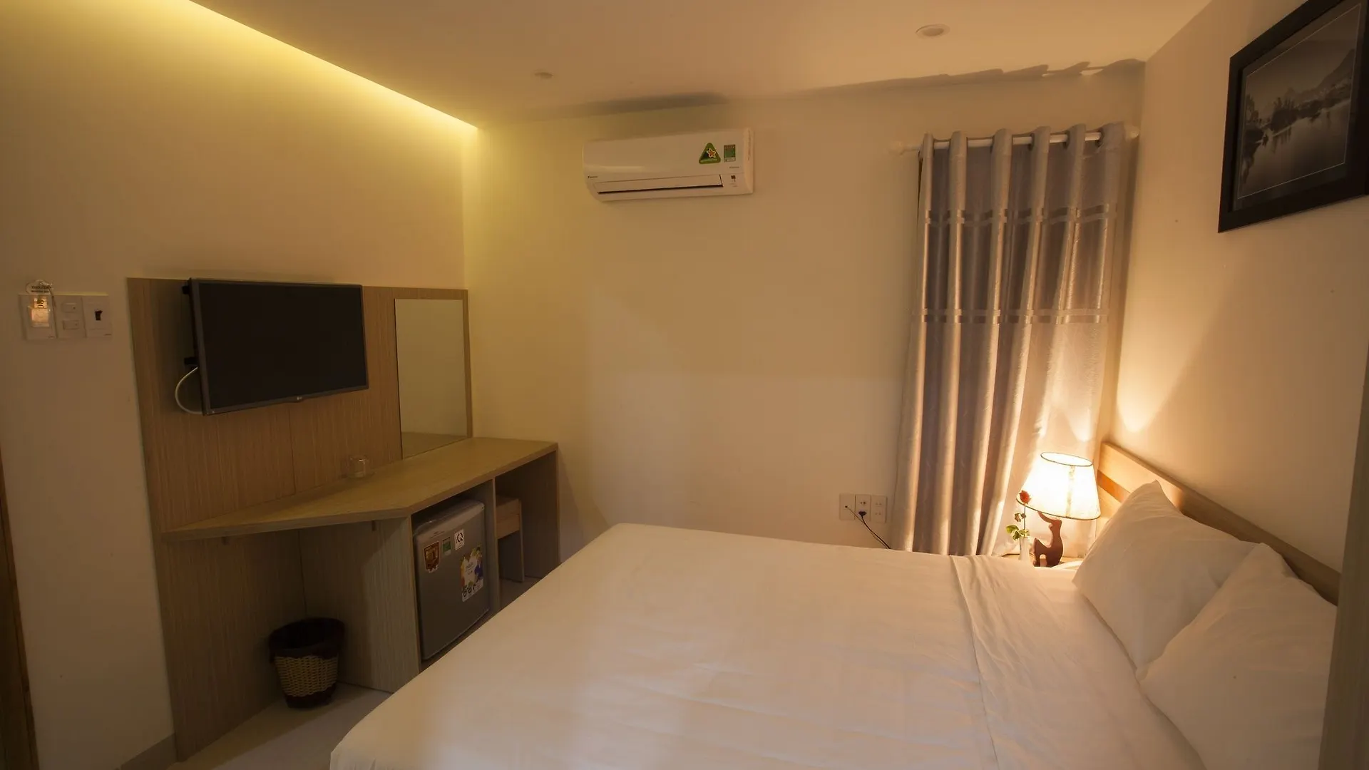 Melody Hotel Нячанг