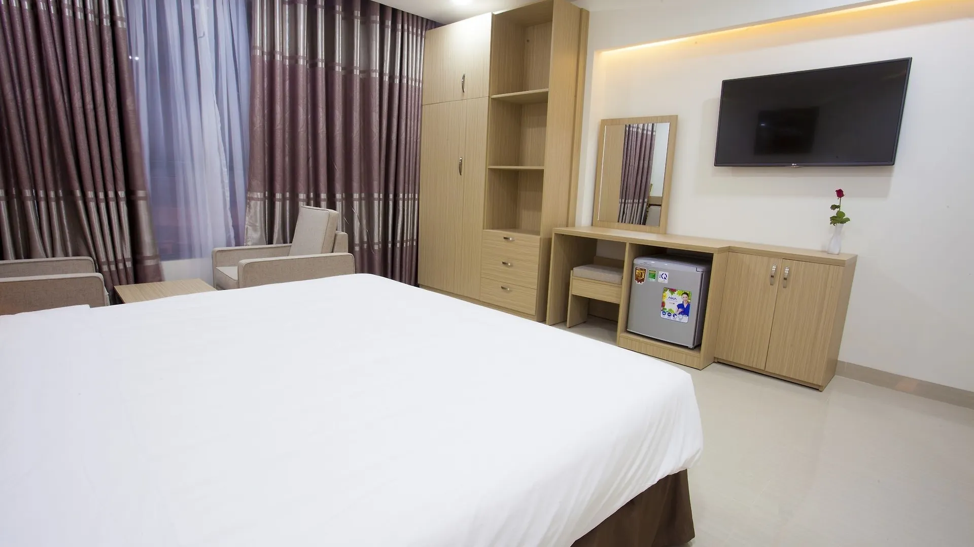 Melody Hotel Нячанг